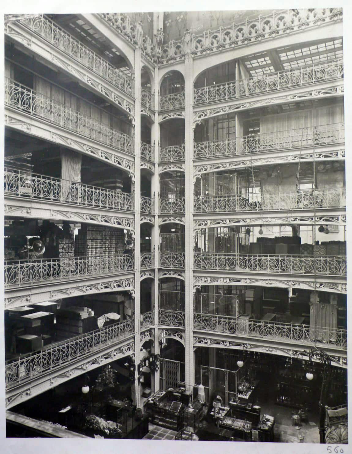 View of the hall under the canopy on rue de la Monnaie side